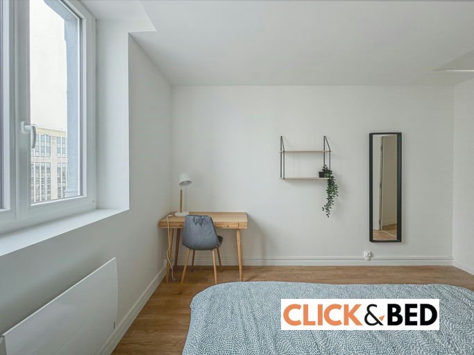 Chambre privée en colocation dans appartement à Suresnes