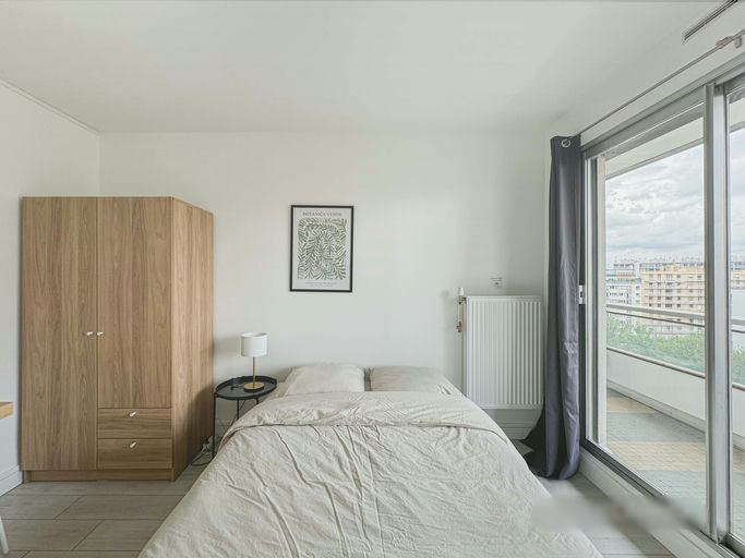 Chambre privative - Paris 14ème arrondissement