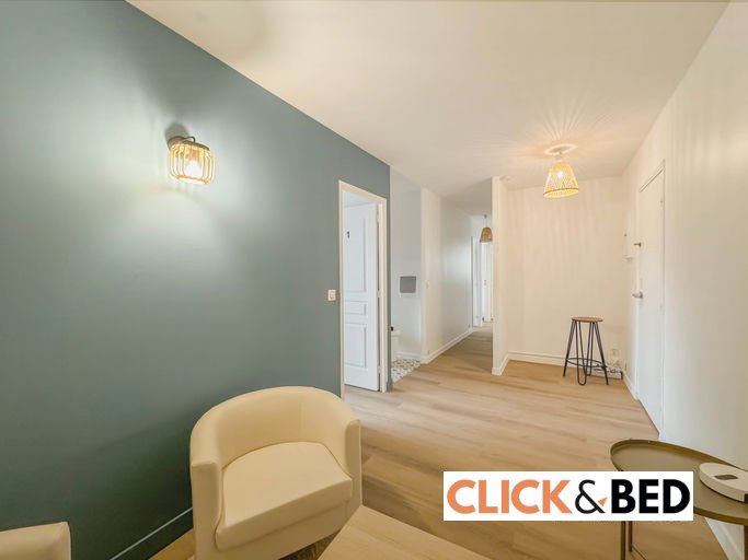 Chambre privée dans appartement en colocation à Clichy
