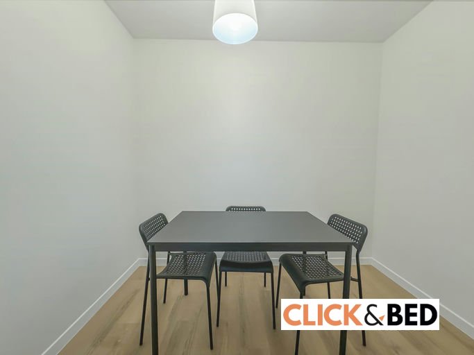 Chambre privée dans appartement en colocation à Clichy