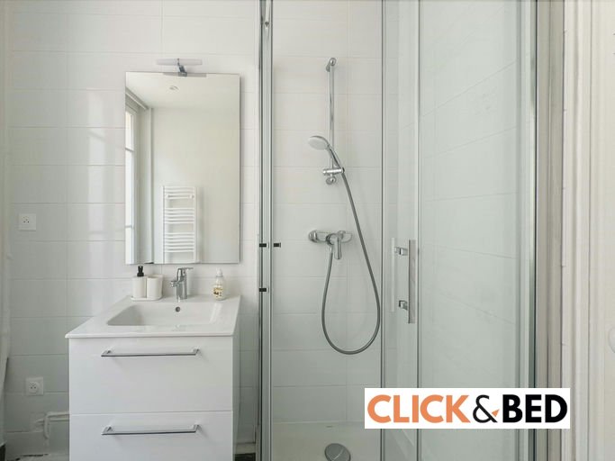- Chambre privative - 3, rue Charles Nodier - 75018