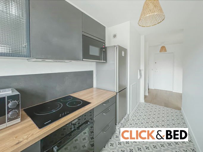 Chambre privée dans appartement en colocation à Clichy