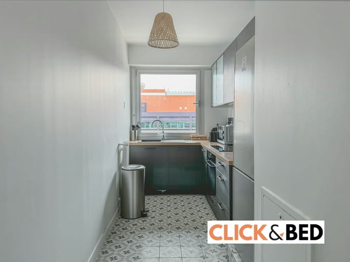 Chambre privée dans appartement en colocation à Clichy