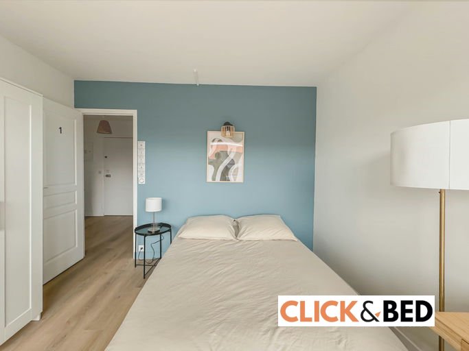 Chambre privée dans appartement en colocation à Clichy