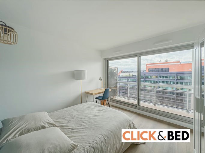 Chambre privée dans appartement en colocation à Clichy