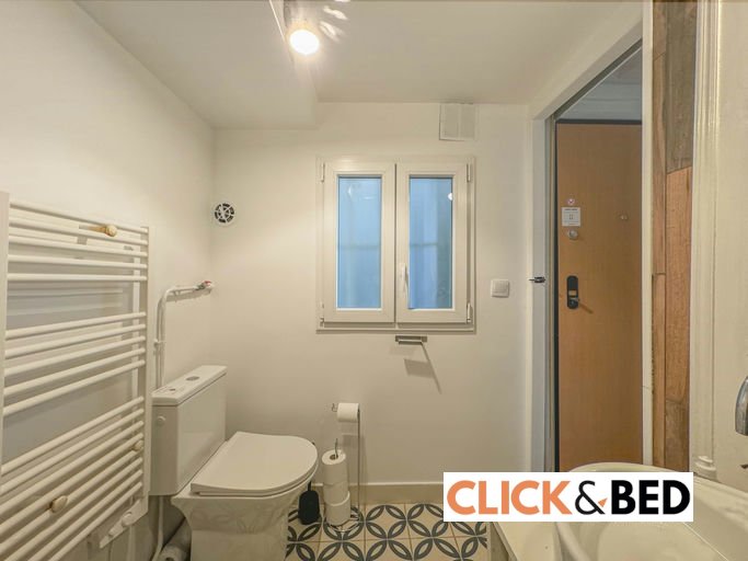 Chambre privative dans appartement au centre de Paris