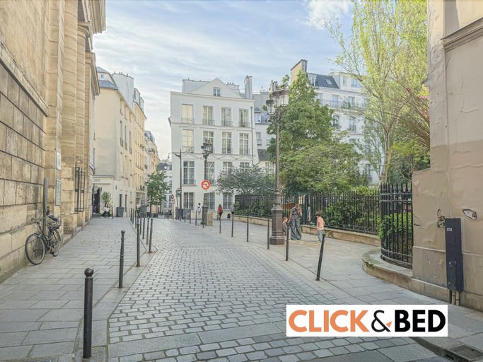 Chambre privative dans appartement au centre de Paris