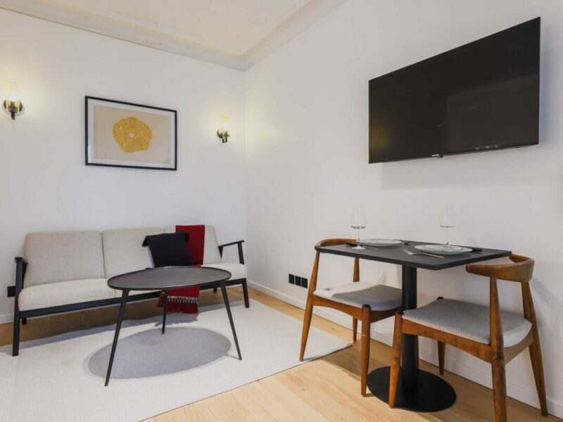 Studio - Paris 11ème ar.