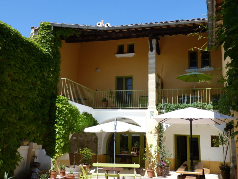 Chambre meublée 25m² entre Nîmes et Montpellier