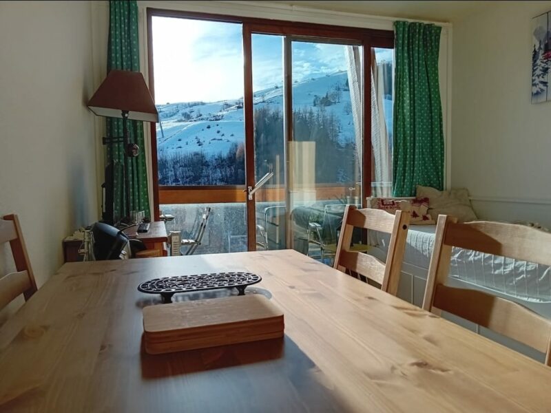 T1 dernier étage balcon sud avec vue - Les sybelles 1600m