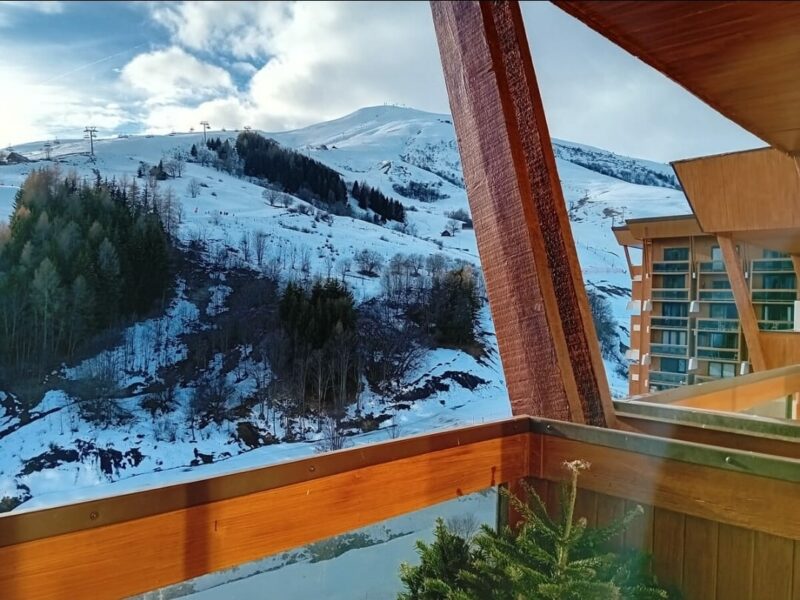 T1 dernier étage balcon sud avec vue - Les sybelles 1600m