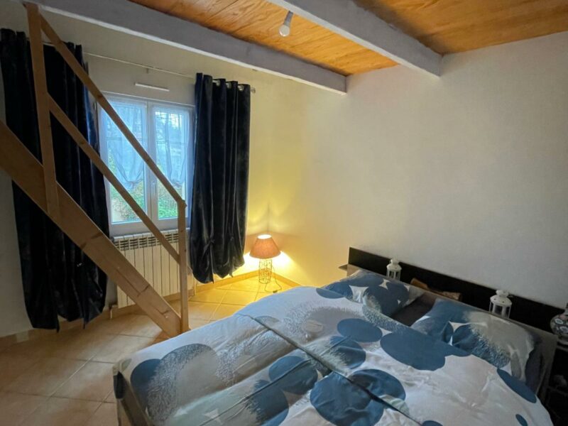 F5 meublé spacieux 3 chambres +couchage
