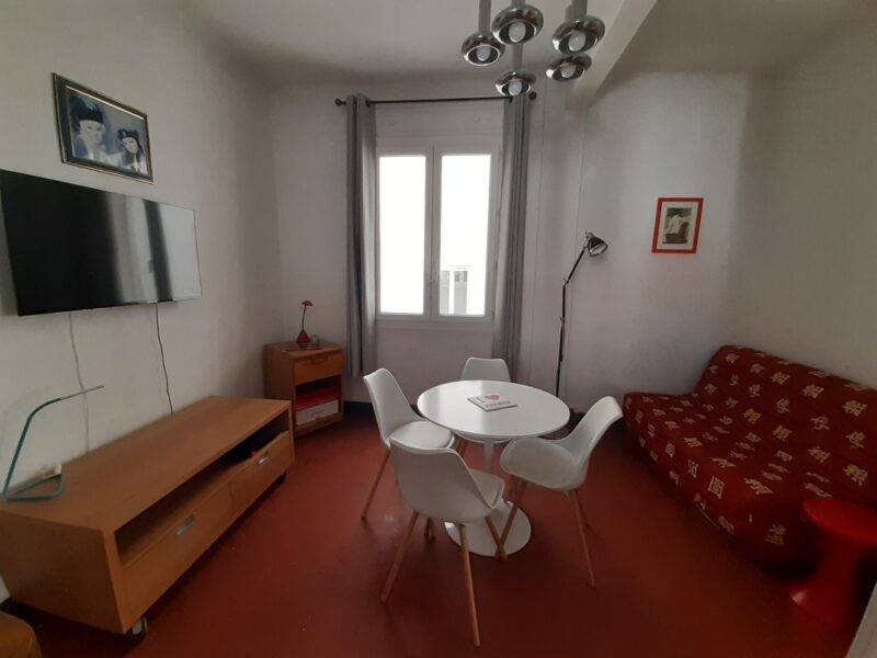 Location étudiante T2 meublé – 7e Marseille, à 2 min de la Plage des Catalans