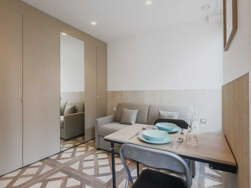 Studio meublé, Paris 12ème