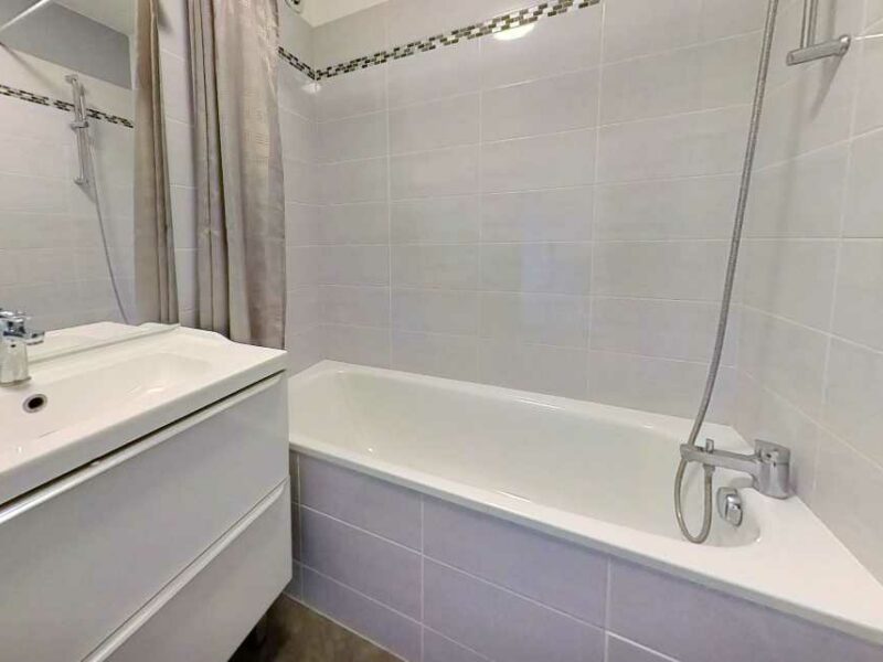 Chambre en colocation - Lyon 8e arrondissement