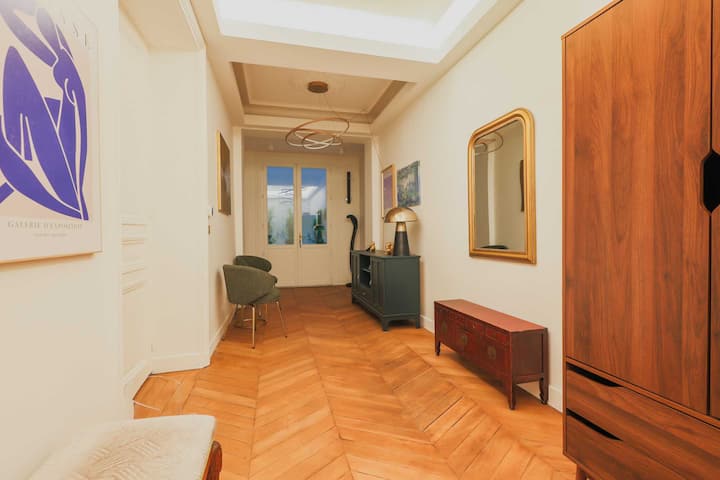 5 pièces meublé Paris 8e