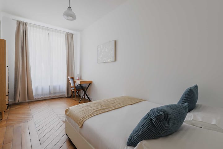 5 pièces meublé Paris 8e