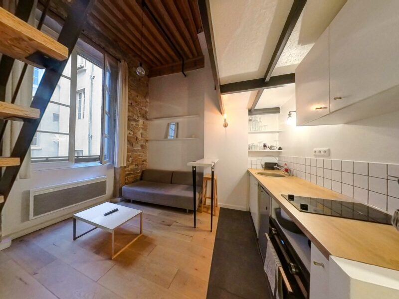 Chambre équipée colocation - Lyon 2ème arrondissement