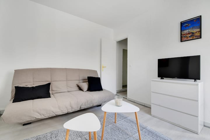 Studio meublé - Paris 11e