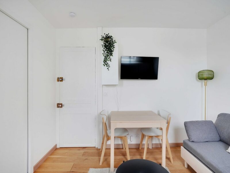 Studio - Paris 16eme arrondissement