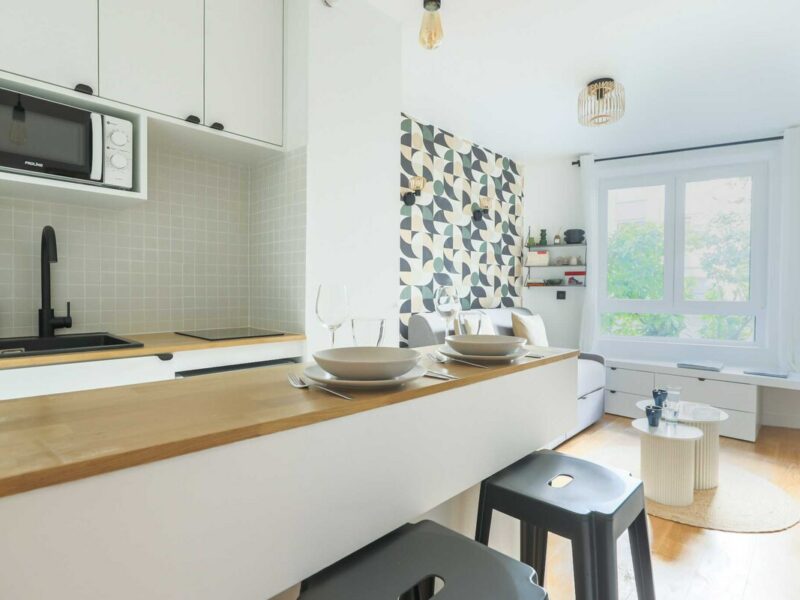 Studio - Paris 16eme arrondissement