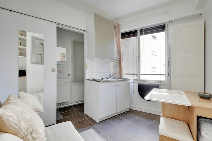 Studio - Paris 16eme arrondissement