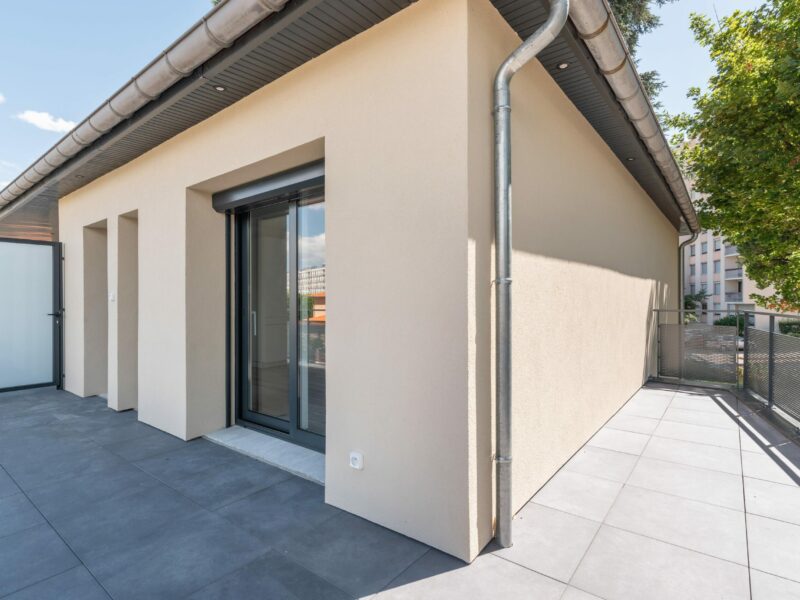 2 pieces - Saint Genis Laval - Hopital Lyon Sud