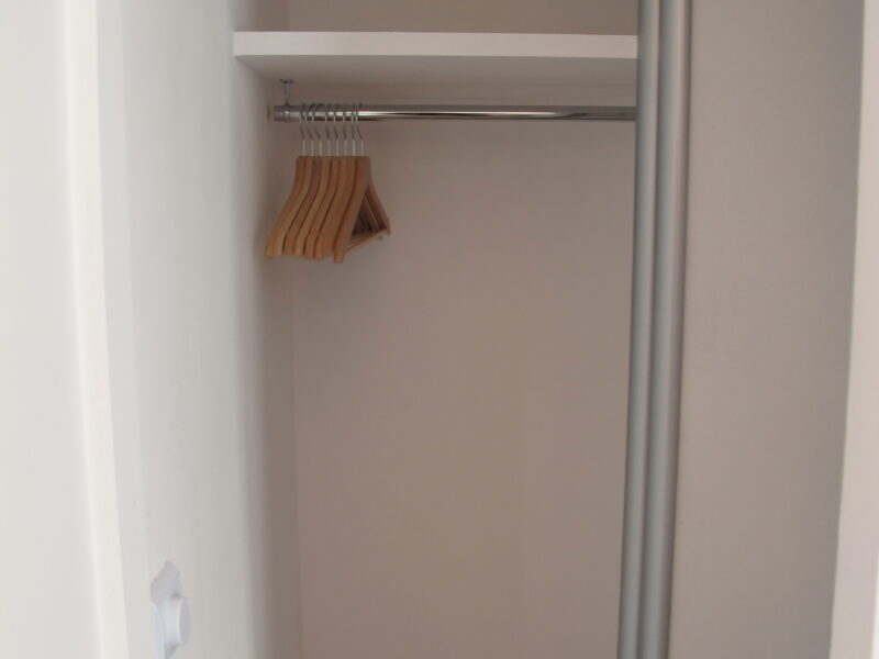 BEAU STUDIO ENSOLEILLÉ PARIS 9ème (GRANDS BOULEVARDS)