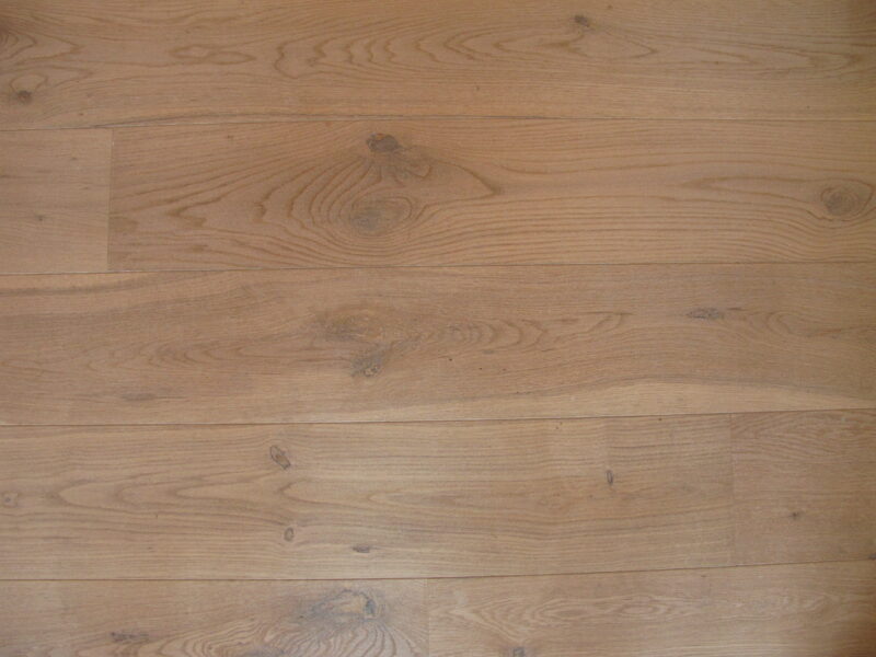 BEAU STUDIO ENSOLEILLÉ PARIS 9ème (GRANDS BOULEVARDS)