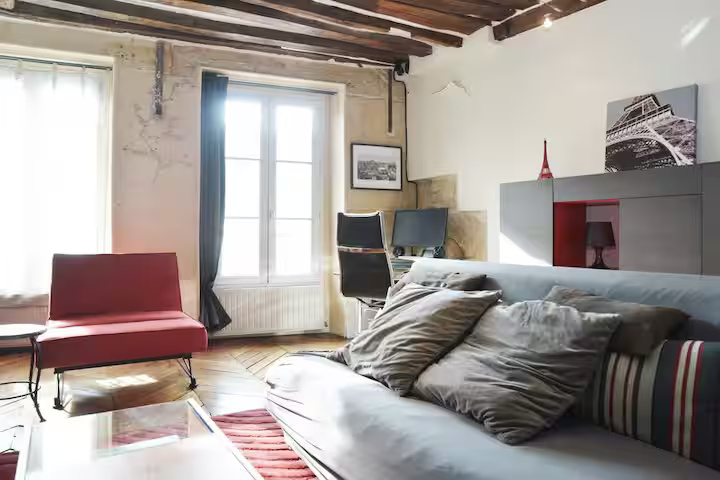 Appartement de charme et de prestige – Rue Saint-Honoré, entre le Louvre et la place Vendôme